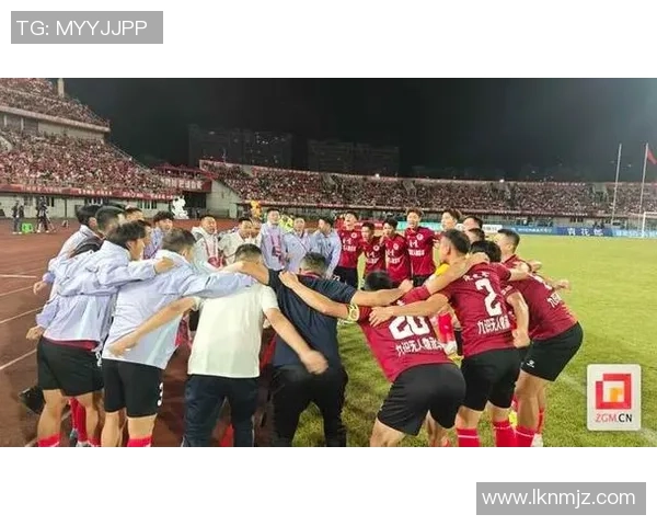 南湖足球明星阵容全景展示与精彩瞬间回顾