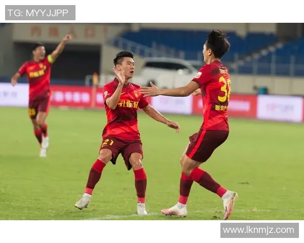 南京网球队以95分领跑杯赛积分榜展现强劲实力争夺冠军